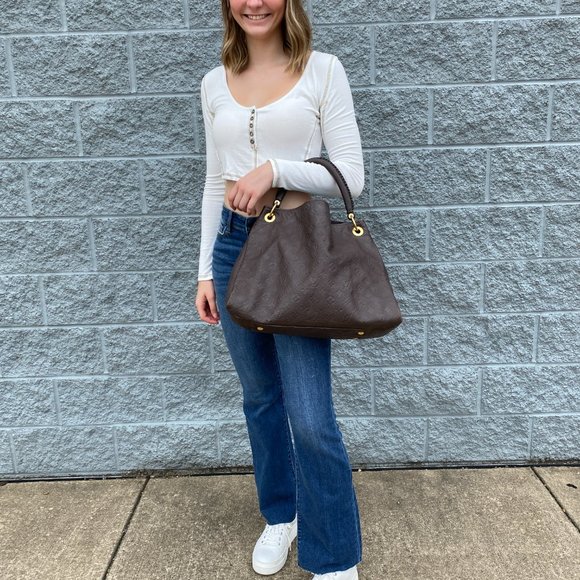 Louis Vuitton Pre Owned Authentic Embossed Large Capacity Bag - Picture 2 of 2